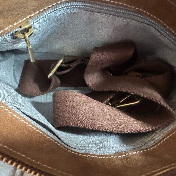 Roots Tan Leather Crossbody Bag - Picture 2 of 2